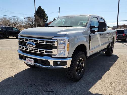 2025 Ford F-250 Platinum