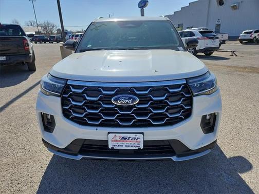 2025 Ford Explorer Platinum