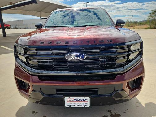 Bronze Fire Metallic Tinted Clearcoat 2027 Ford Expedition Platinum