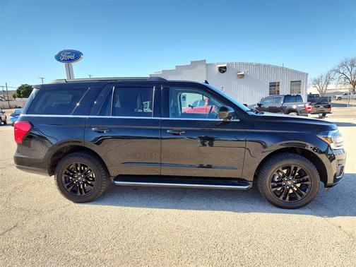 2022 Ford Expedition XLT