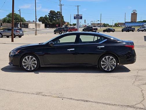 2023 Nissan Altima 2.5 SL