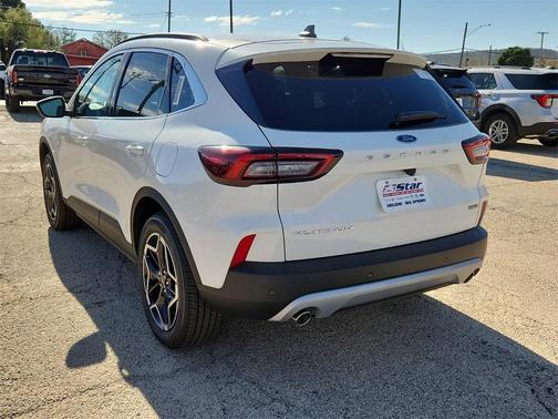 2026 Ford Escape Platinum