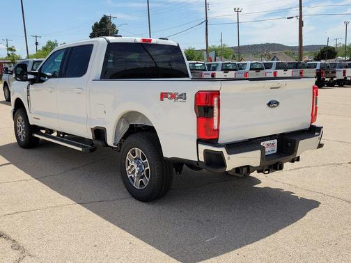 Star White Metallic Tri-Coat 2026 Ford F-250 Lariat