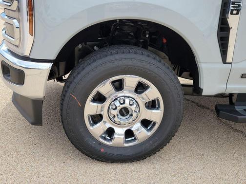 Avalanche 2026 Ford F-250 Lariat