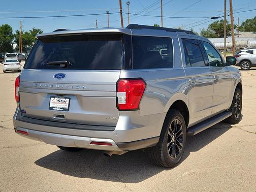 Iconic Silver Metallic 2024 Ford Expedition Max XLT