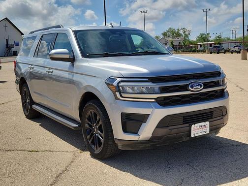 Iconic Silver Metallic 2024 Ford Expedition Max XLT