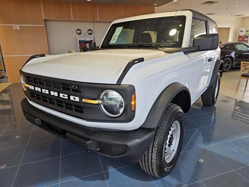 2025 Ford Bronco Base