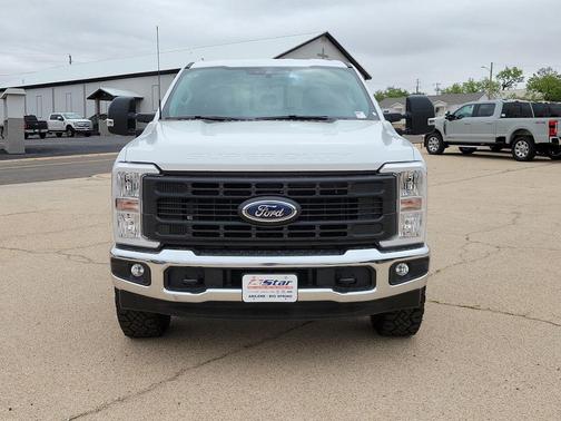 Oxford White 2026 Ford F-350 XL