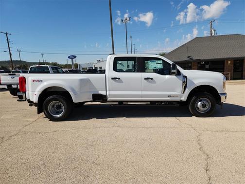 2026 Ford F-350 Lariat