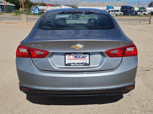 Sterling Gray Metallic 2025 Chevrolet Malibu FWD 1LT