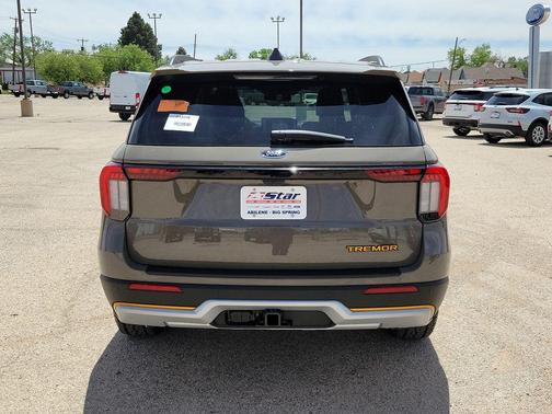 Marsh Gray 2026 Ford Explorer Tremor