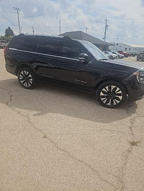 Black Metallic 2025 Ford Expedition Platinum