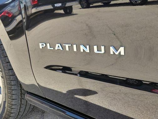 Black Metallic 2025 Ford Expedition Platinum