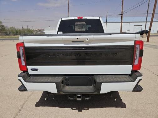 2025 Ford F-250 Platinum