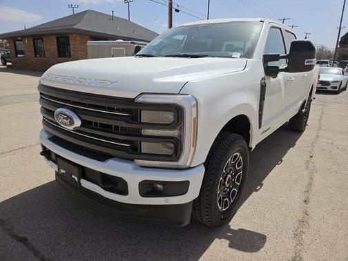 2025 Ford F-250 Platinum