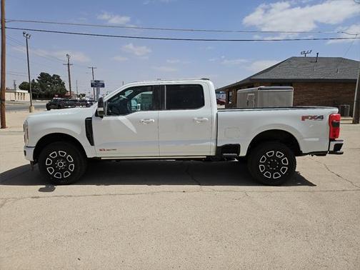 2025 Ford F-250 Platinum