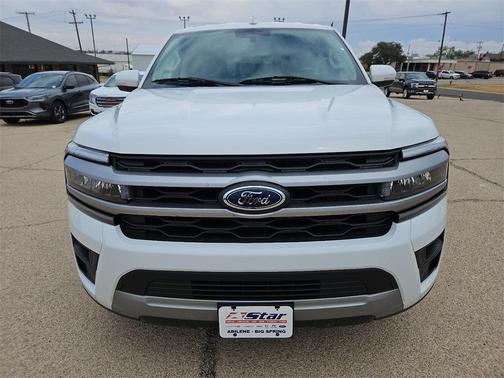 2022 Ford Expedition Max XLT