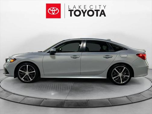 2022 Honda Civic Touring