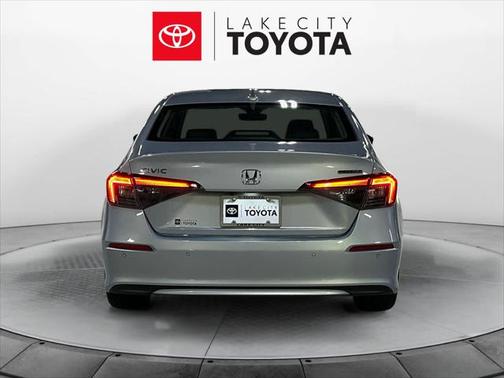 2022 Honda Civic Touring