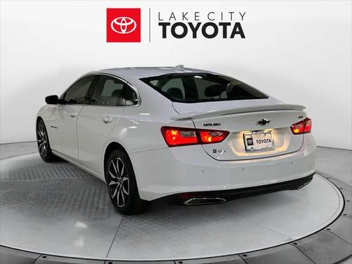 2022 Chevrolet Malibu FWD RS