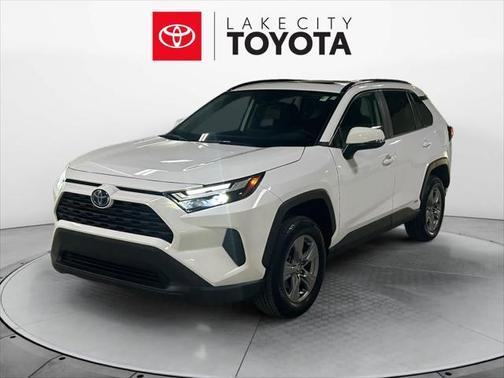 2023 Toyota RAV4 Hybrid XLE