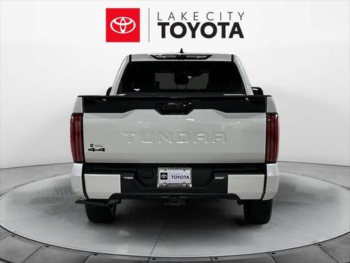 2024 Toyota Tundra Hybrid Platinum