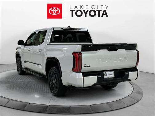 2024 Toyota Tundra Hybrid Platinum