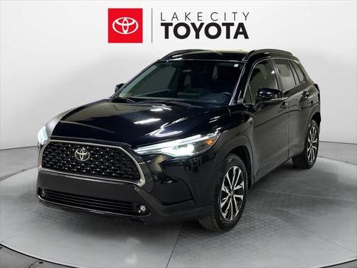 2024 Toyota Corolla Cross XLE