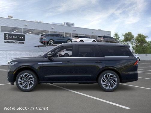Infinite Black Metallic 2026 Lincoln Navigator Reserve