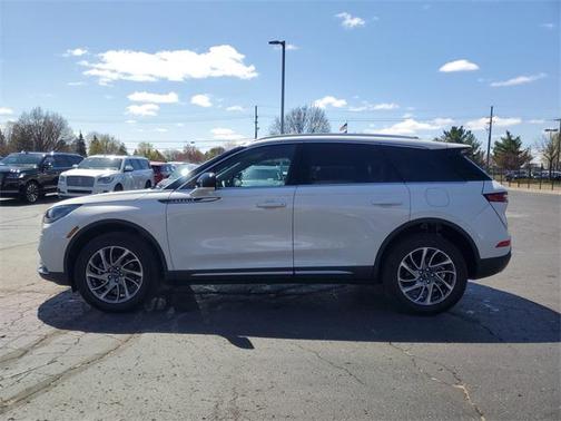 2022 Lincoln Corsair Standard
