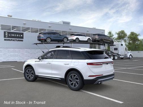 2026 Lincoln Corsair Premiere