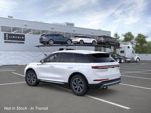 2025 Lincoln Corsair Premiere