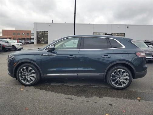 2023 Lincoln Nautilus Reserve