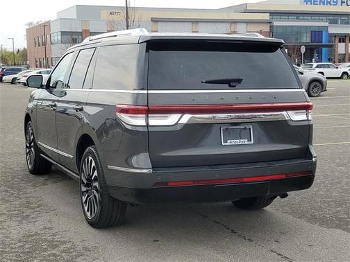 2022 Lincoln Navigator Black Label
