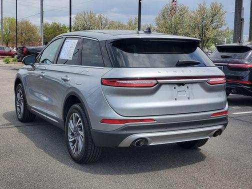 Silver Radiance Metallic Clearcoat 2024 Lincoln Corsair Premiere