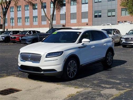 2023 Lincoln Nautilus Reserve