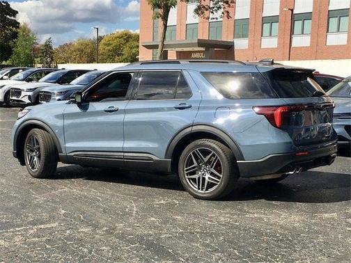 2025 Ford Explorer ST