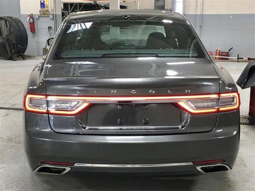 2017 Lincoln Continental Reserve
