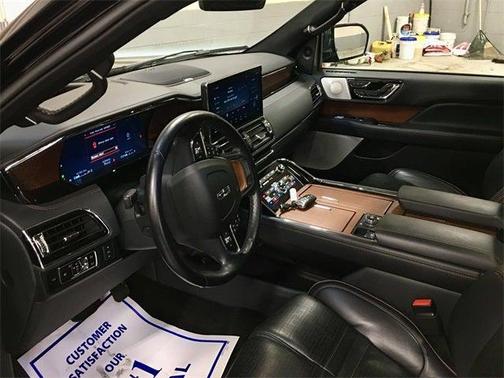 2023 Lincoln Navigator Black Label