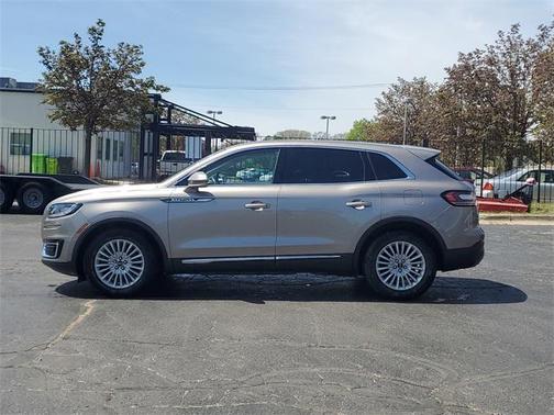 2019 Lincoln Nautilus Standard