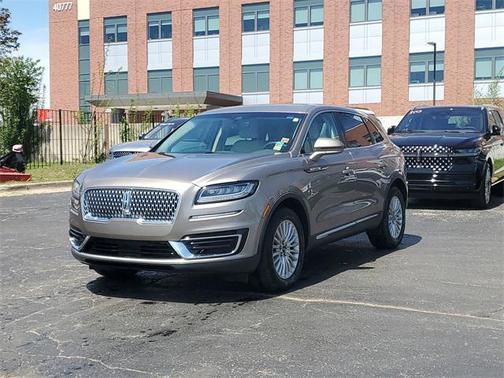 2019 Lincoln Nautilus Standard