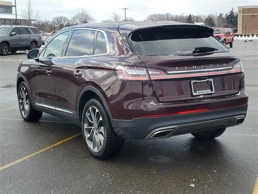 2022 Lincoln Nautilus Reserve