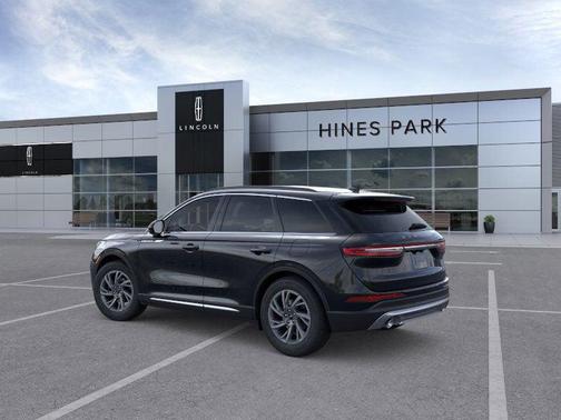 2026 Lincoln Corsair Premiere