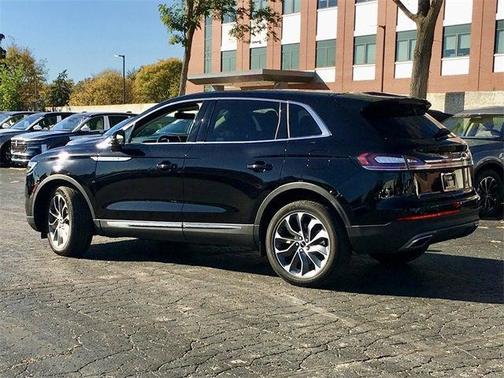 2022 Lincoln Nautilus Reserve