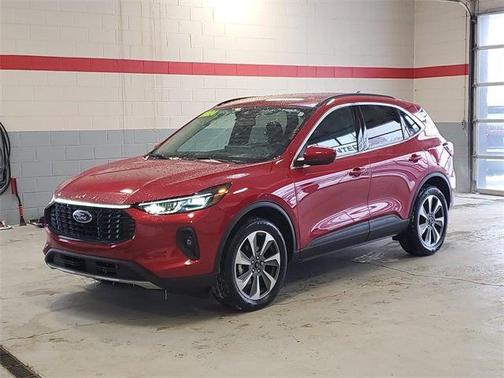 2024 Ford Escape Platinum