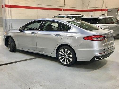2020 Ford Fusion SE