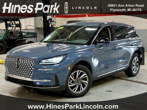 Whisper Blue Metallic Clearcoat 2023 Lincoln Corsair Standard