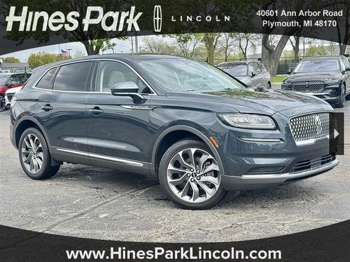 2022 Lincoln Nautilus Reserve