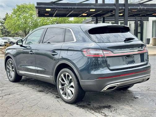 2022 Lincoln Nautilus Reserve