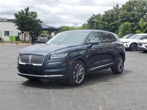 2022 Lincoln Nautilus Reserve